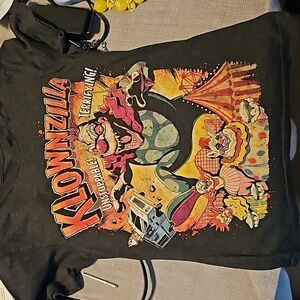 Killer Klowns from outer space tshirt women's XS